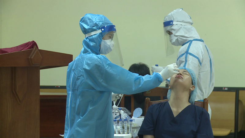 Mức gi&aacute; x&eacute;t nghiệm Covid-19