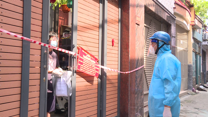 HCM tặng 10.000 túi thuốc hỗ trợ các F0 điều trị tại nhà