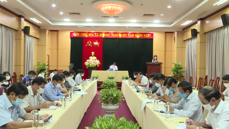 Chủ tịch UBND tỉnh họp cho ý kiến một số nội dung trình kỳ họp thứ 3, HĐND tỉnh