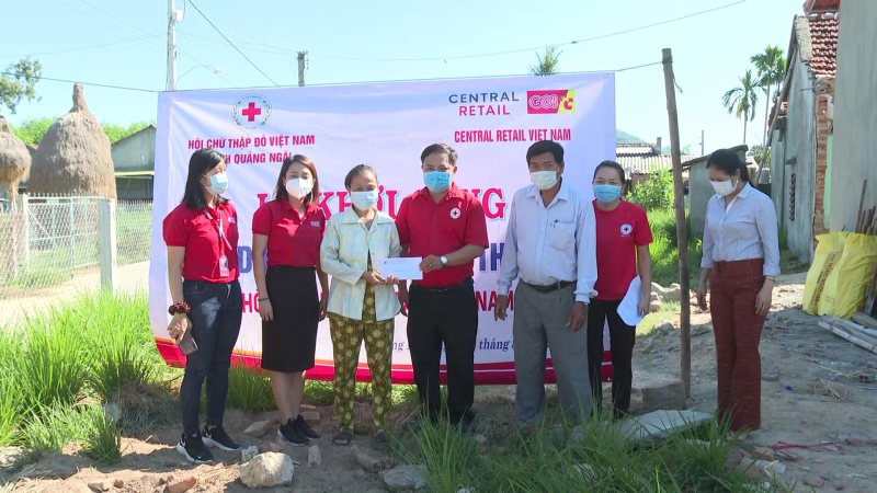 Hội chữ thập đỏ tỉnh xây dựng nhà tình thương cho hộ nghèo