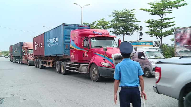 Tiếp tục tạo điều kiện cho vận chuyển, lưu thông hàng hóa