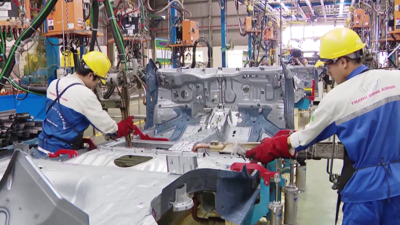 Nghiên cứu đề xuất giảm 50% lệ phí trước bạ ôtô