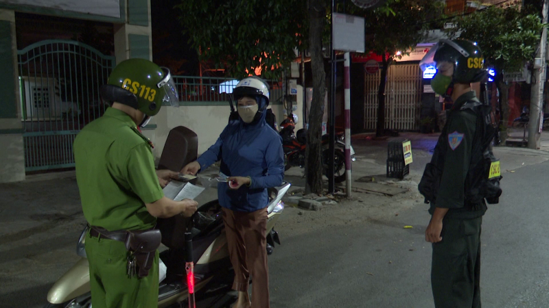 Ph&uacute; Y&ecirc;n tăng cường xử l&yacute; người vi phạm c&aacute;c quy định chống dịch