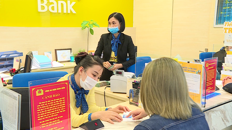 16 tổ chức t&iacute;n dụng cam kết hỗ trợ nền kinh tế