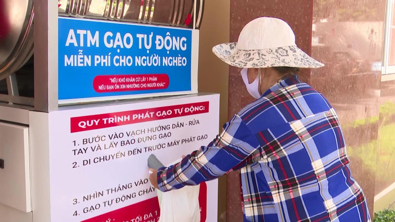 Hà Nội cung cấp lương thực, thực phẩm cho lao động nghèo