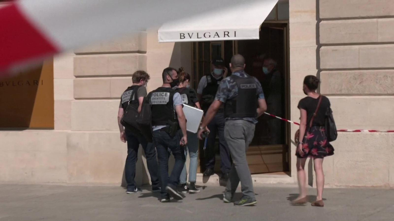 Vụ cướp nữ trang táo tợn ở Paris