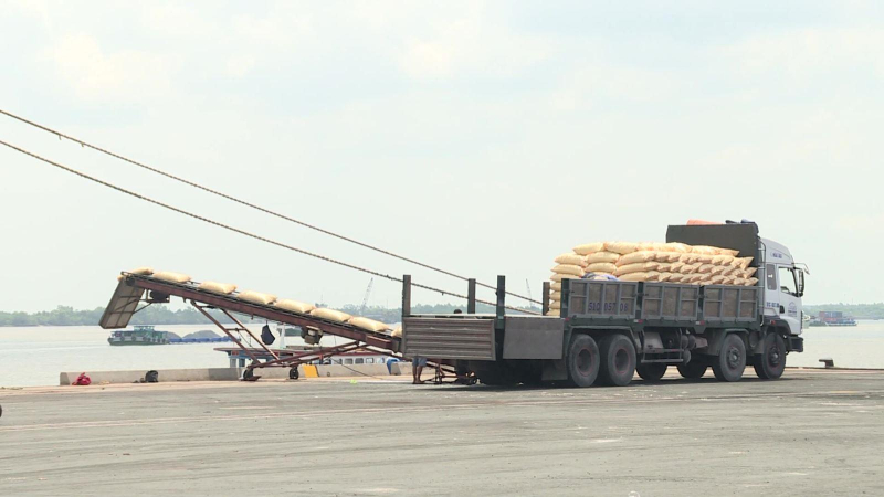 Đề xuất giải pháp gỡ khó cho sản xuất và tiêu thụ nông sản