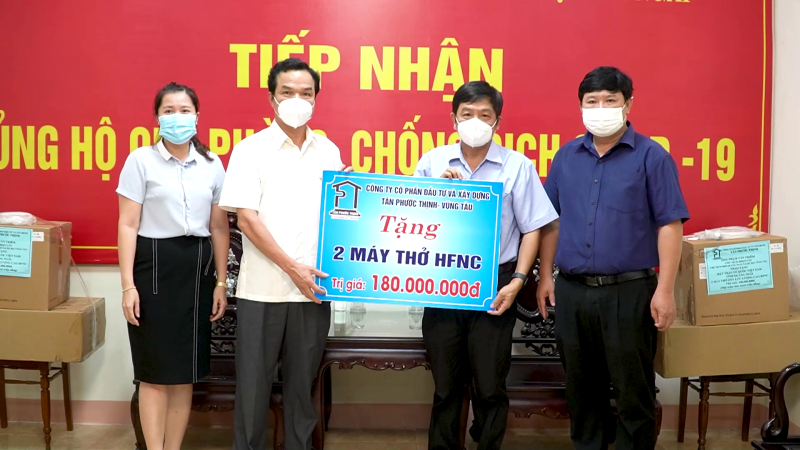 Tiếp nhận trang thiết bị y tế, kinh ph&iacute; ủng hộ ph&ograve;ng, chống dịch Covid-19