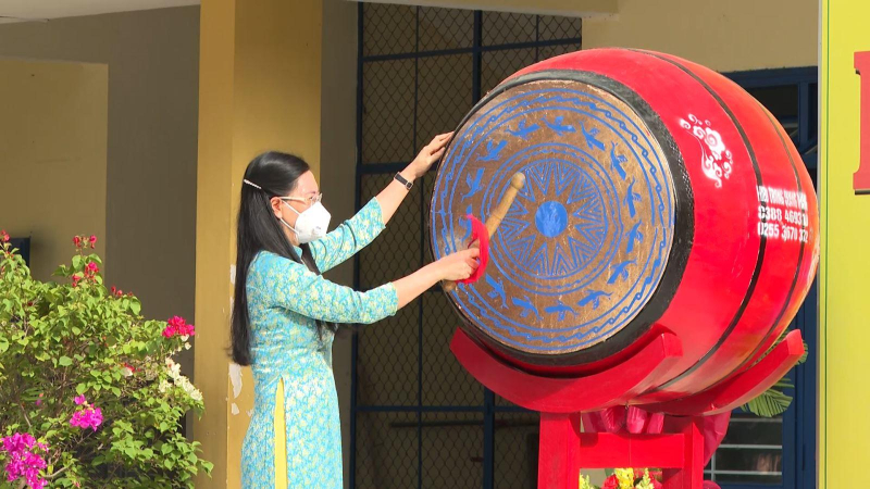 Quảng Ngãi khai giảng năm học mới