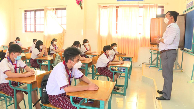 Học sinh lớp 9, 12 ở TP.HCM được đề xuất học trực tiếp