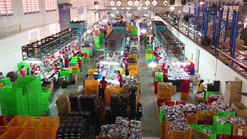 Xuất khẩu dệt may giảm tháng thứ 2 liên tiếp