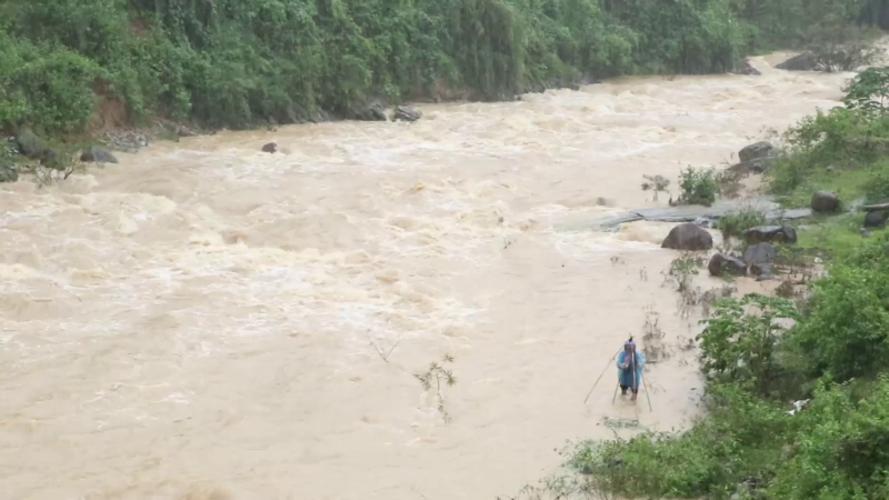 Sơn Tây đang mưa lớn, đề phòng lũ quét, sạt lở đất