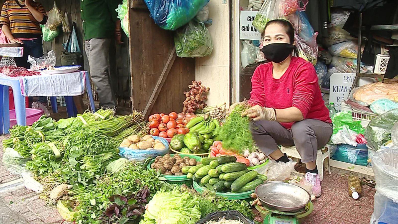 Gi&aacute; rau xanh tăng mạnh