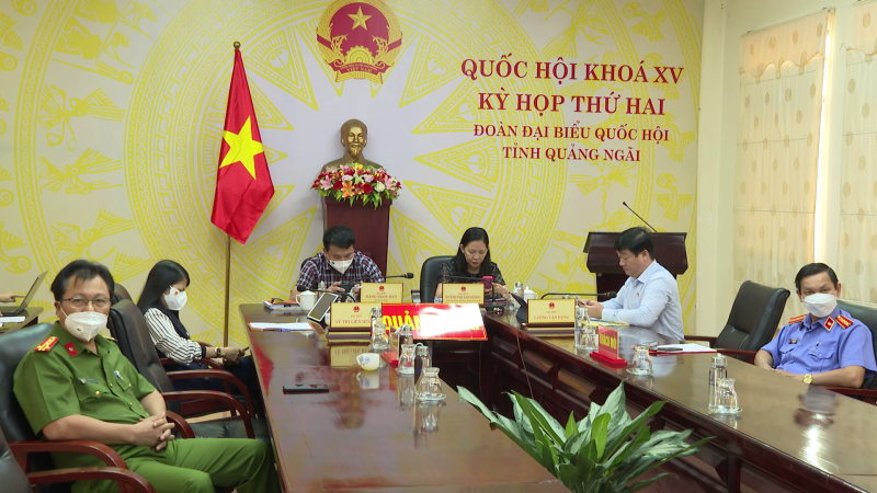 Ngày làm việc thứ 6, Quốc hội thảo luận trực tuyến nhiều dự án luật