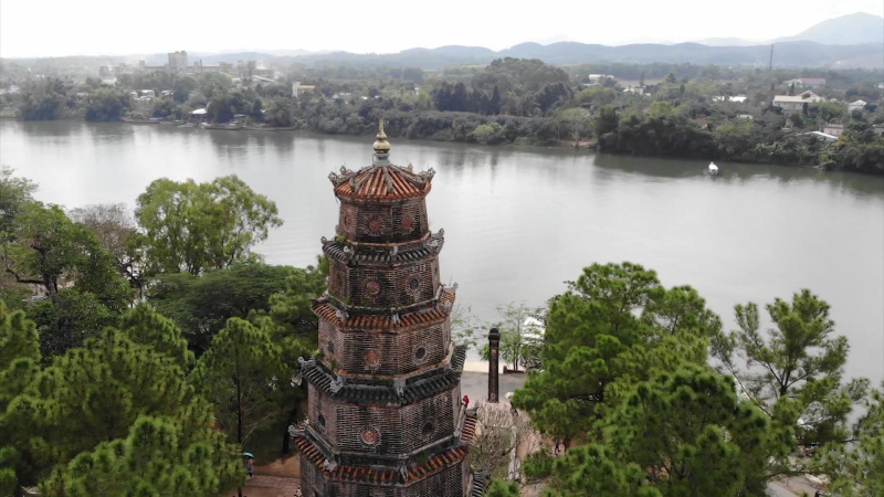 Việt Nam được vinh danh điểm đến h&agrave;ng đầu Ch&acirc;u &Aacute;