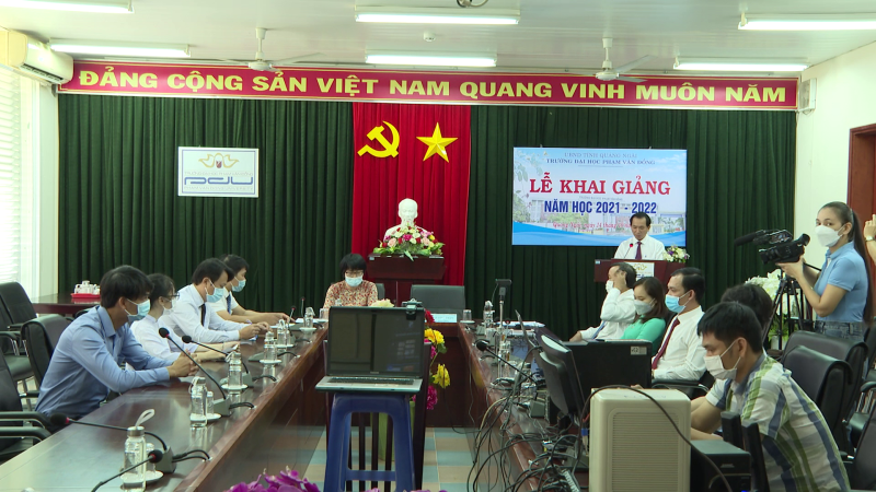 Trường Đại học Phạm Văn Đồng khai giảng năm học mới