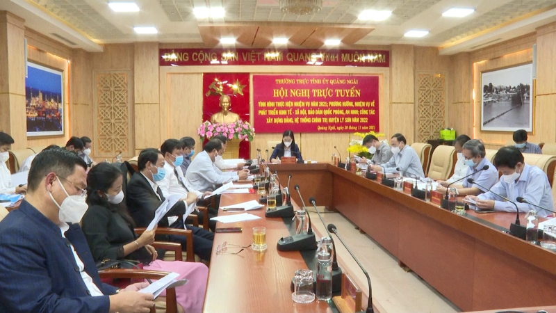 Thường trực tỉnh ủy l&agrave;m việc với Ban thường vụ huyện ủy L&yacute; Sơn