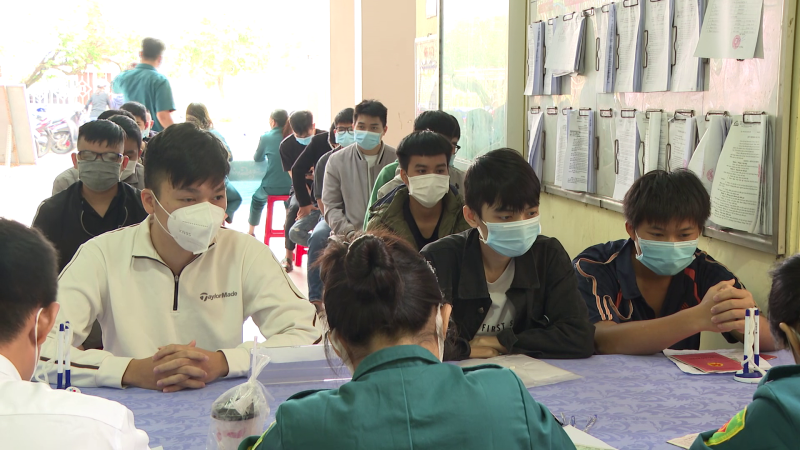 Thành phố Quảng Ngãi nỗ lực tuyển quân trong dịch bệnh