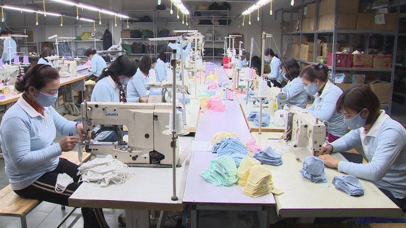 Việt Nam xuất khẩu gần 360 triệu khẩu trang