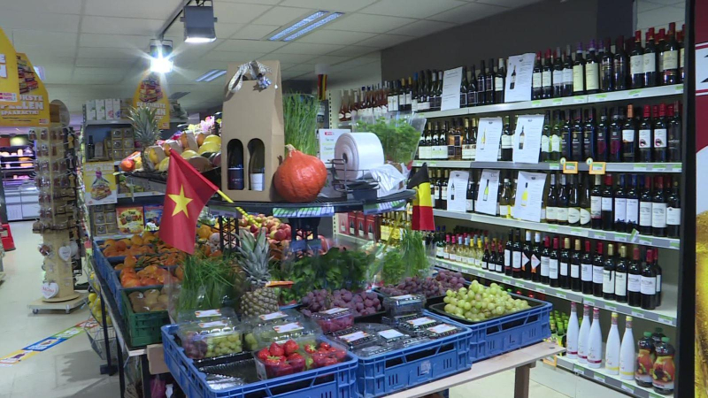 Hàng Việt Nam vào siêu thị Bỉ