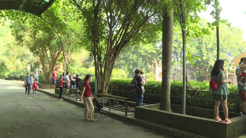 Thảo Cầm Viên Sài Gòn đón khách trở lại