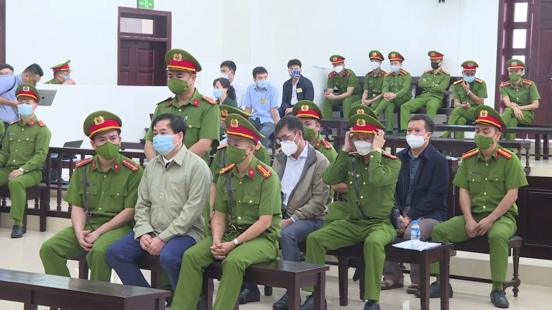 X&eacute;t xử vụ Phan Văn Anh Vũ đưa hối lộ 5 tỷ đồng