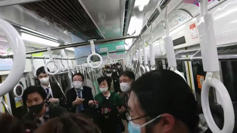 Tấn công bằng dao trên tàu điện ngầm ở Nhật Bản