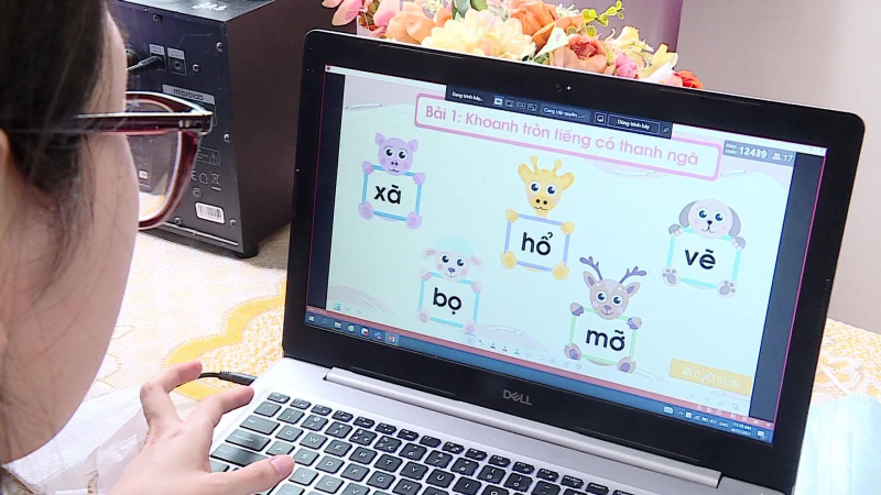 Nhiều địa phương điều chỉnh lịch học do Covid-19