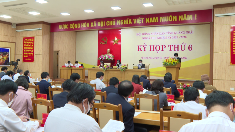 Thảo luận thông qua nhiều nội dung về tài chính, ngân sách