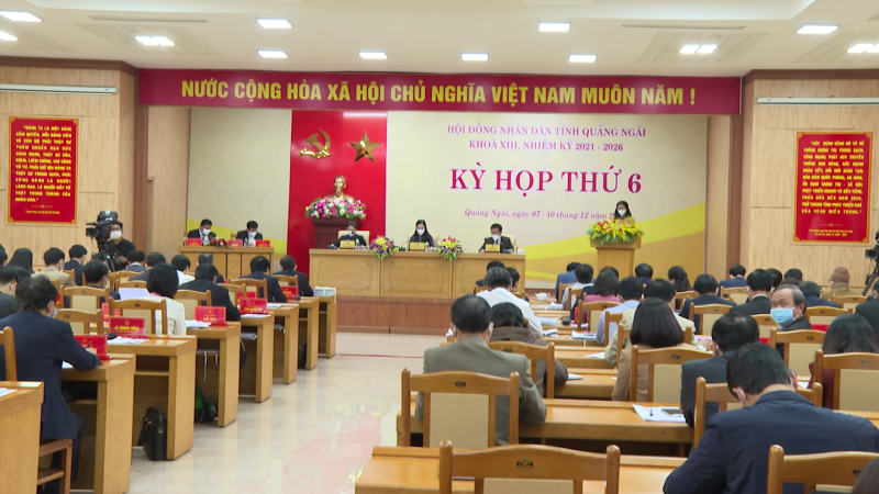 UBND tỉnh báo cáo giải ngân vốn đầu tư công và thu, chi ngân sách