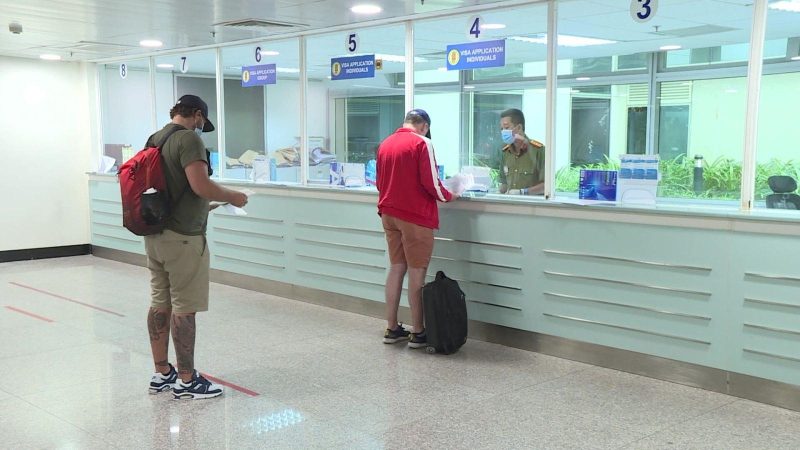 Đ&ecirc;̀ nghị kh&ocirc;i phục du lịch quốc tế