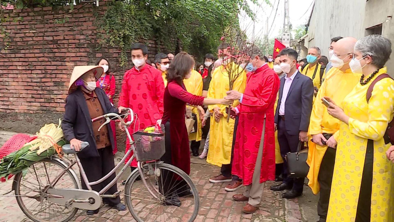 Trải nghiệm xu&acirc;n xưa qua &ldquo;Tết Việt - Tết phố Xu&acirc;n Nh&acirc;m Dần 2022&rdquo;