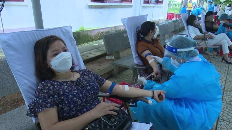 Bình Sơn hiến máu nhân đạo đợt 1/2022