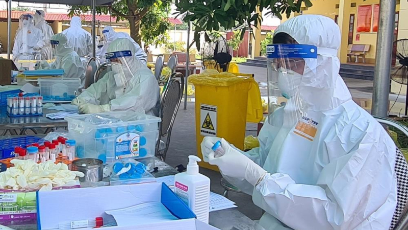 Quảng Ngãi, sáng 12/01 ghi nhận thêm 112 ca mắc Covid-19