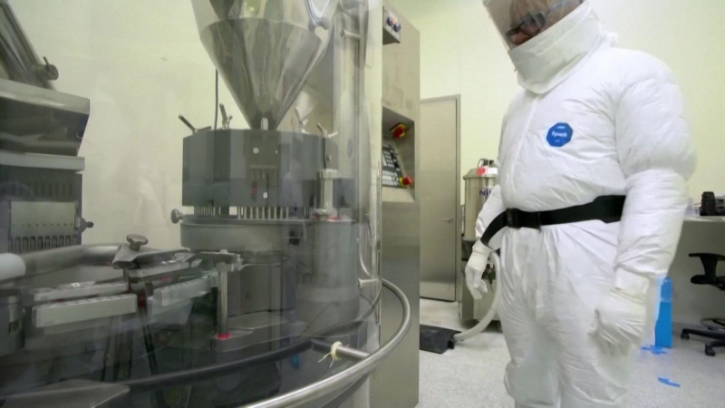 Pfizer xin cấp phép sử dụng thuốc điều trị COVID-19