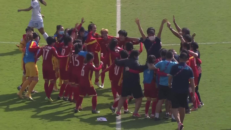 Vinh danh Đội tuyển b&oacute;ng đ&aacute; nữ quốc gia