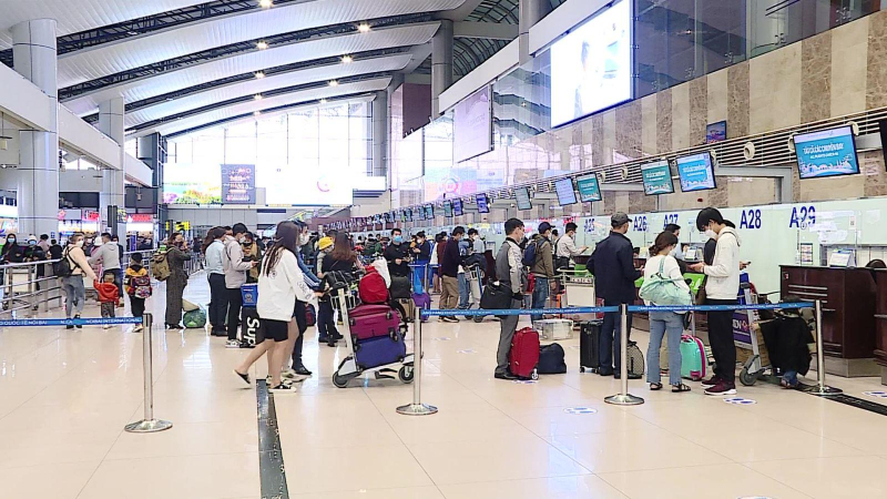 Tăng nhiều chuyến bay nội địa.