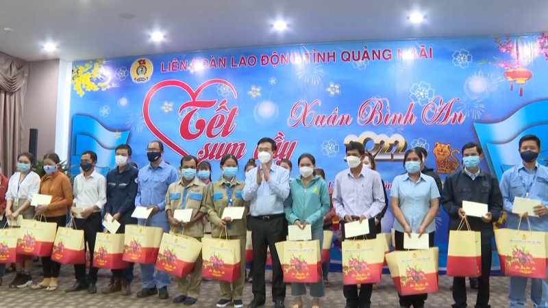 Tết ấm của công nhân, người lao động