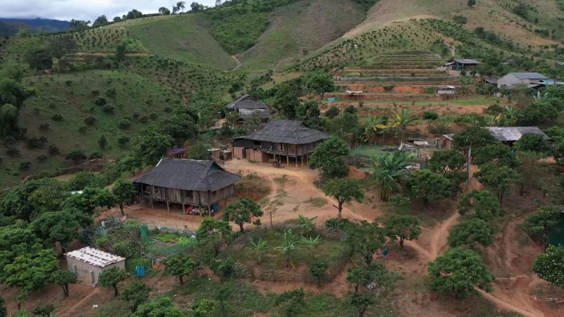 Đề xuất hỗ trợ hộ nghèo mua điện thoại thông minh