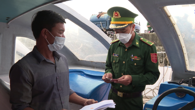 Đồn Biên phòng Lý Sơn tăng cường quản lý các tuyến vận tải biển