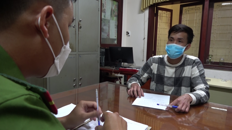 Ph&aacute;t hiện 02 người c&oacute; dấu hiệu lừa đảo giao dịch mua b&aacute;n đất