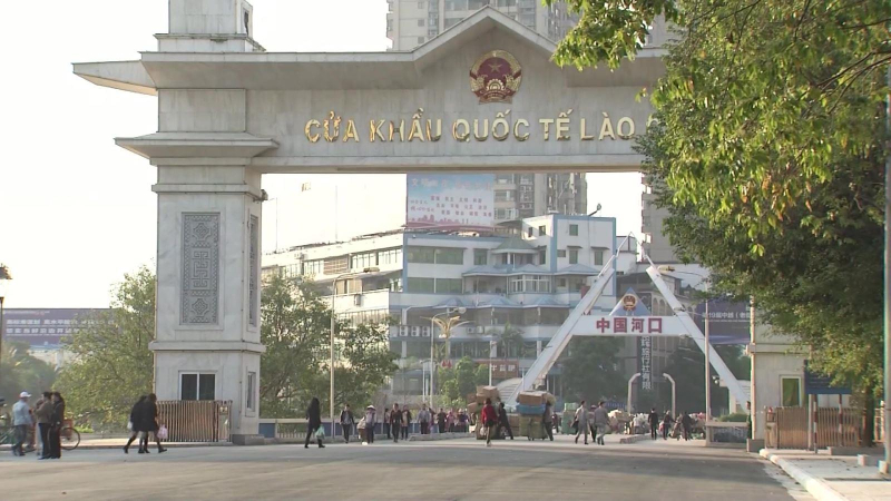 Xuất nhập khẩu qua cửa khẩu Lào Cai dự kiến ổn định trong tháng 5