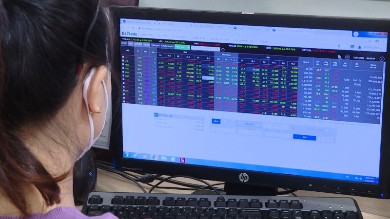 Điều tra kẻ tung tin gây ảnh hưởng thị trường chứng khoán