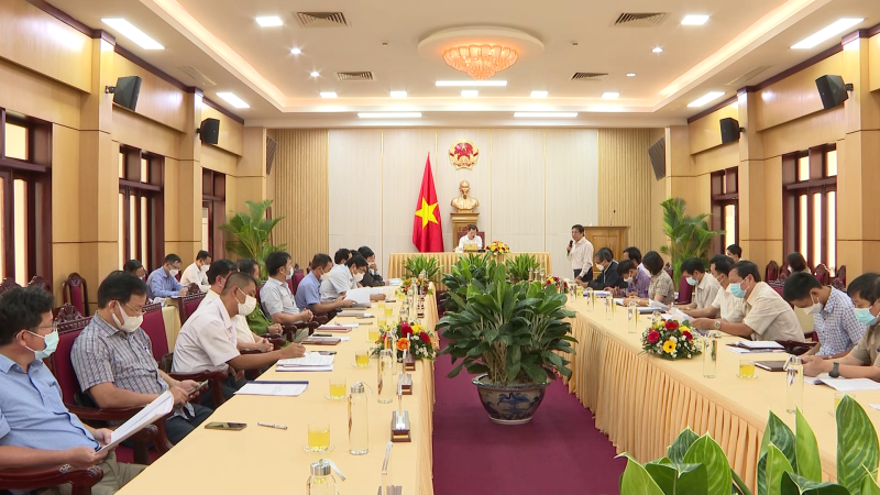 Chủ tịch UBND tỉnh Đặng Văn Minh làm việc với Sở Giao thông Vận tải