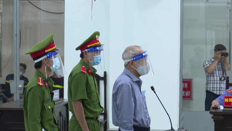 Khánh Hòa xét xử 7 cựu quan chức vi phạm các quy định quản lý đất đai