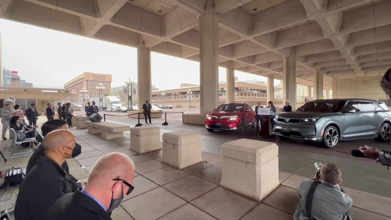 Họp báo về dự án xe điện của Vinfast tại Mỹ