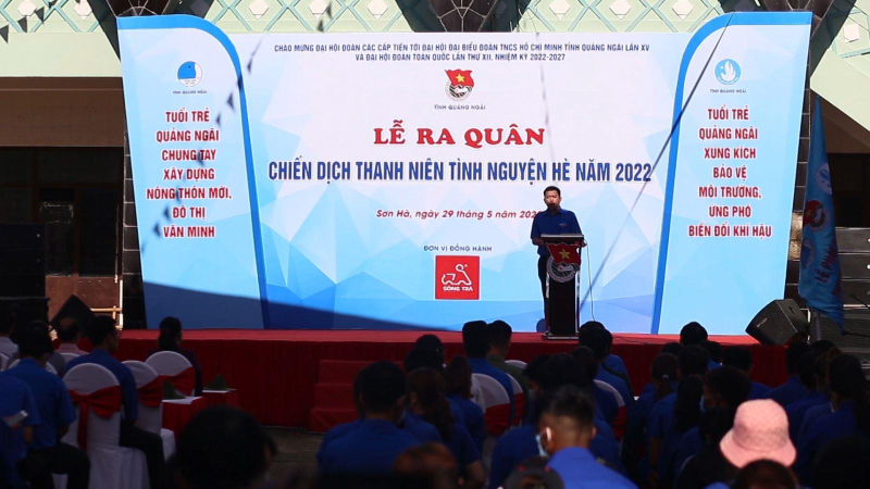 Tuổi trẻ Quảng Ngãi ra quân chiến dịch thanh niên tình nguyện hè