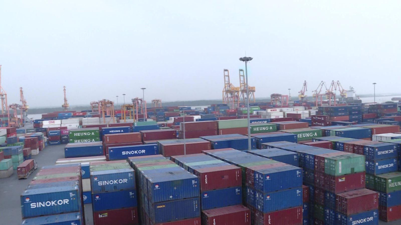 Kim ngạch xuất nhập khẩu hàng hóa giảm