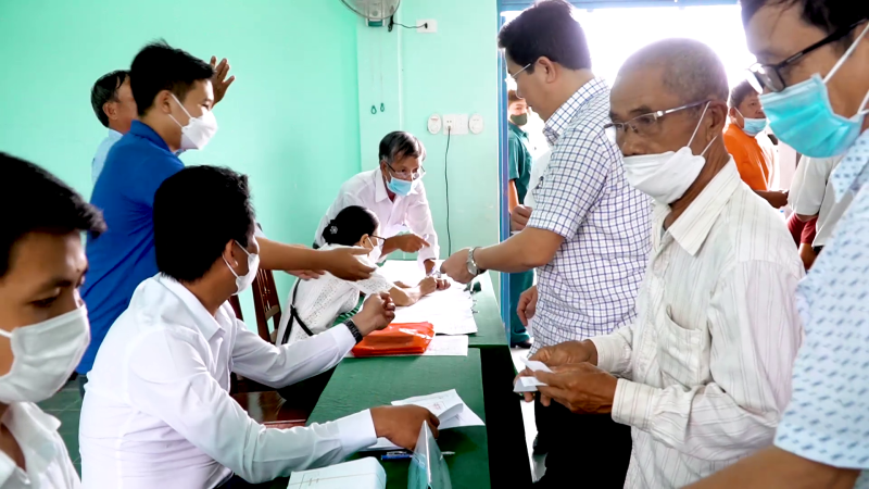 97% cử tri huyện Tư Nghĩa đi bầu cử trưởng thôn