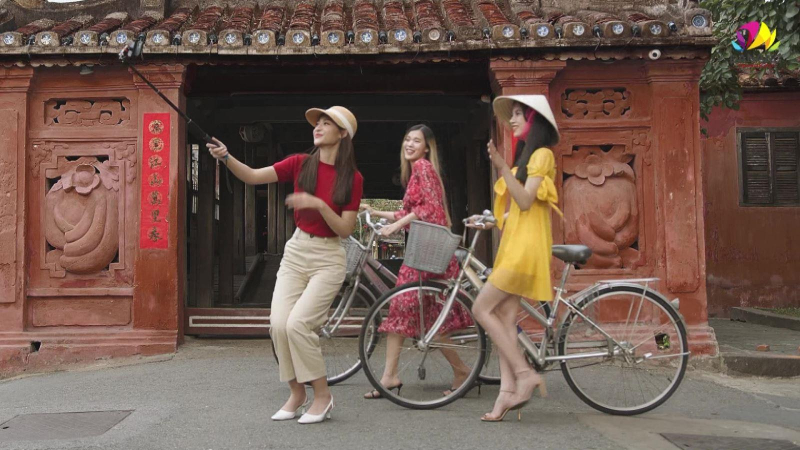 8 nhóm giải pháp đẩy nhanh chuyển đổi số trong du lịch